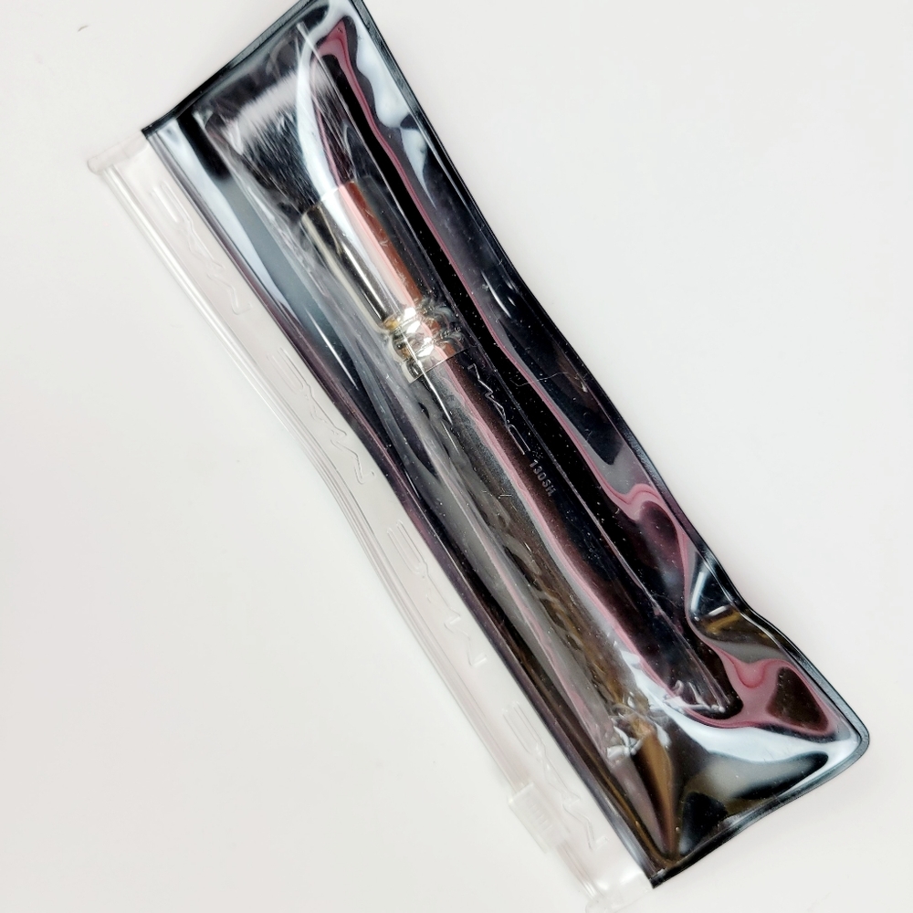 MAC 130sh Brush Duo Fibre Natural Hair new - Picture 2 of 3